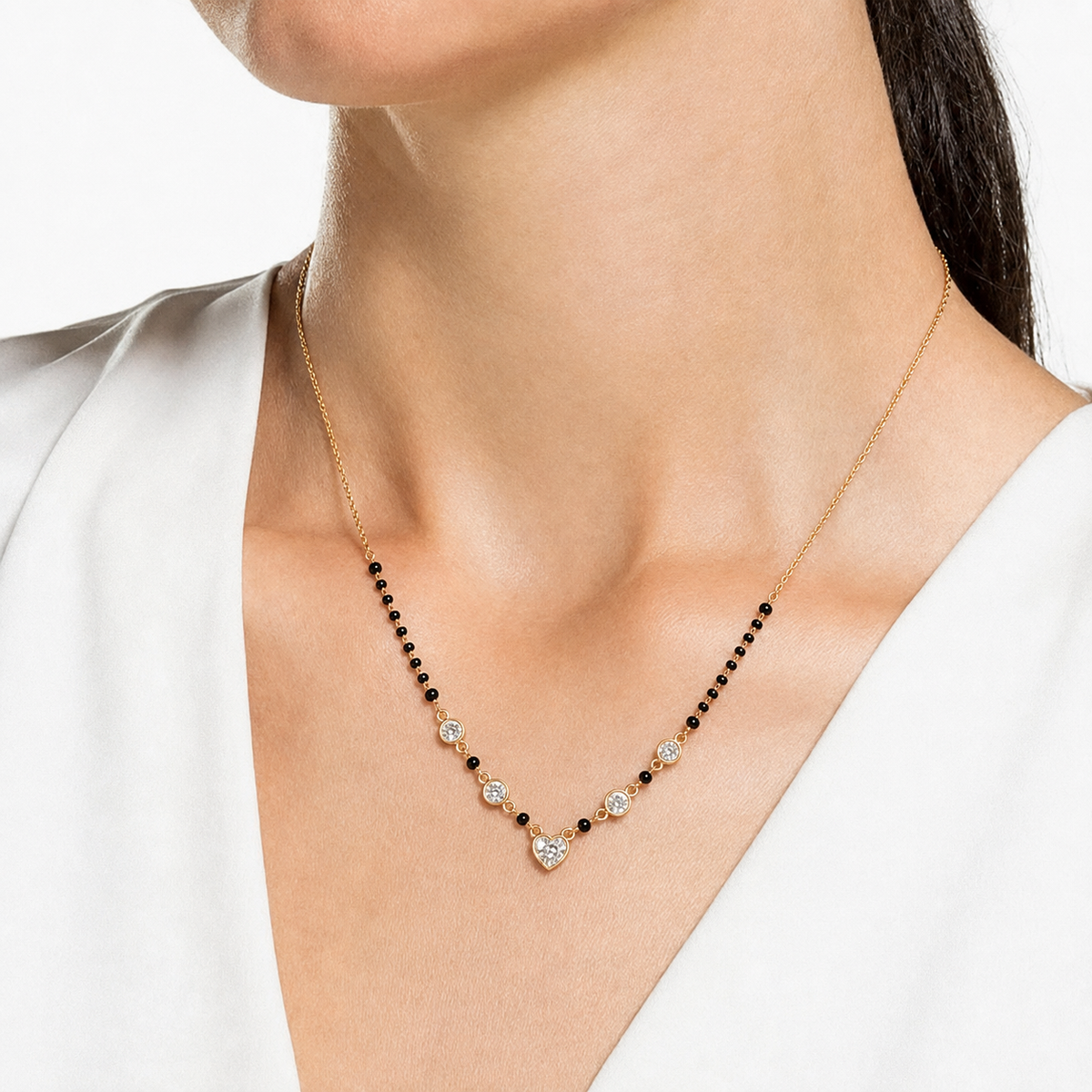 Dainty Gold Heart Link Mangalsutra