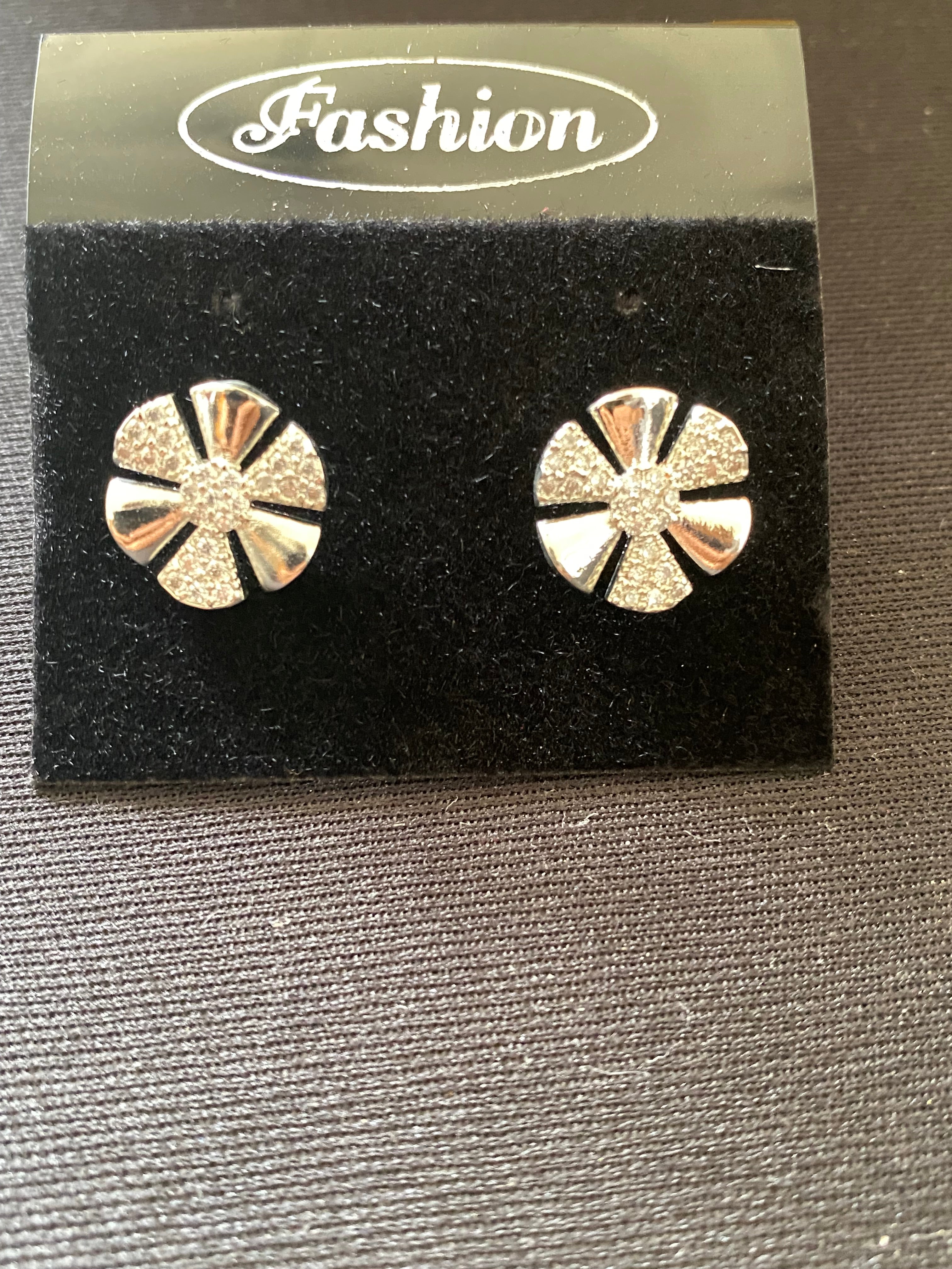 Elegant Floral Crystal Stud Earrings